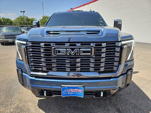 Used 2024 GMC Sierra 2500 Denali Ultimate w/ Max Trailering Package AWD/4WD image 3