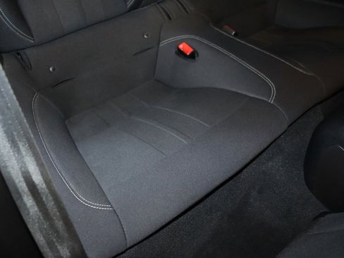 Used 2019 Ford Mustang Coupe image 32