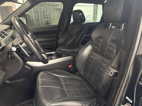 Used 2016 Land Rover Range Rover Sport HST AWD/4WD image 9