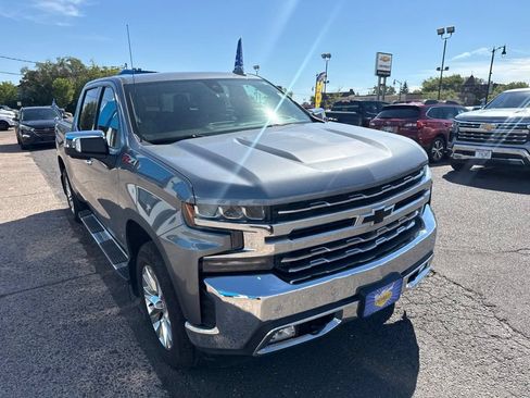 Used 2020 Chevrolet Silverado 1500 LTZ AWD/4WD image 5