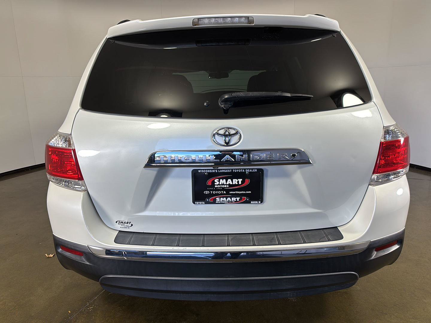 Used 2012 Toyota Highlander Limited w/ Tow Pkg AWD/4WD image 23