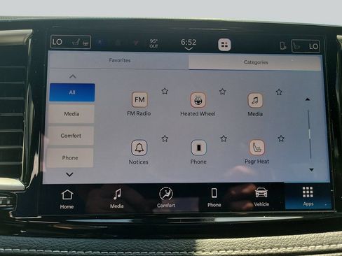 New 2026 Chrysler Pacifica Select FWD image 17