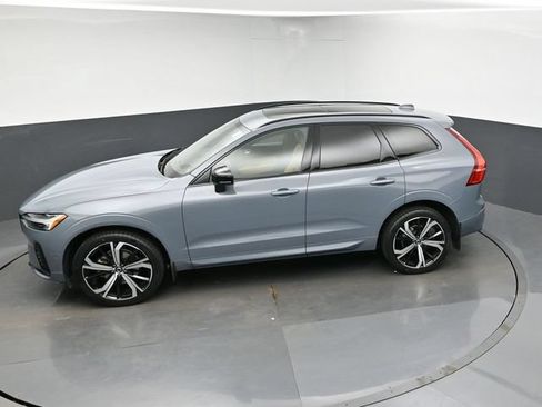 Used 2023 Volvo XC60 B5 Ultimate w/ Climate Package FWD image 43