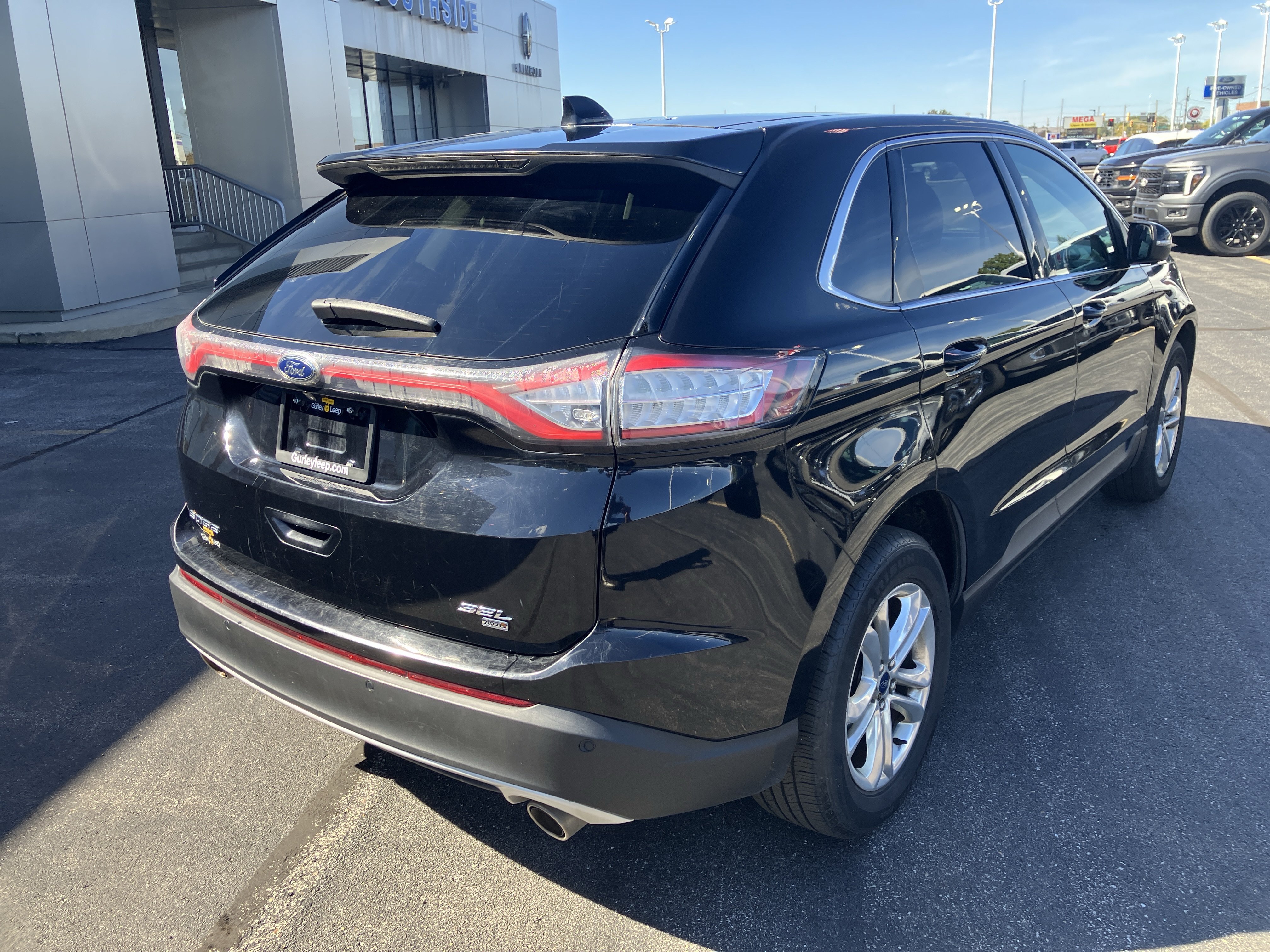 Used 2018 Ford Edge SEL w/ Canadian Touring Package AWD/4WD image 7