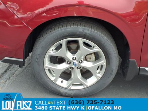 Used 2017 Subaru Forester 2.5i Touring AWD/4WD image 31