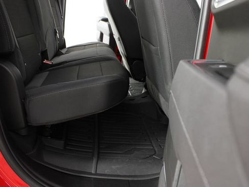 Used 2025 GMC Sierra 1500 SLE AWD/4WD image 18
