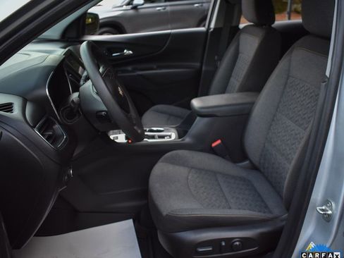 Used 2022 Chevrolet Equinox LT image 18