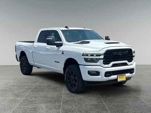 New 2026 RAM 2500 Laramie AWD/4WD image 7