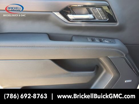 New 2026 GMC Yukon XL Denali w/ Denali Reserve Package RWD image 18