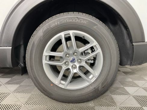New 2027 Ford Explorer Active w/ Active Comfort Package RWD image 10
