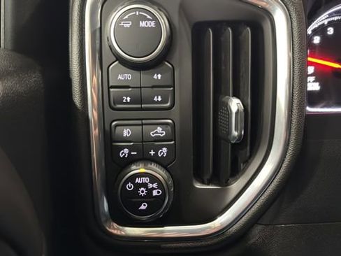 Used 2022 Chevrolet Silverado 1500 RST image 20