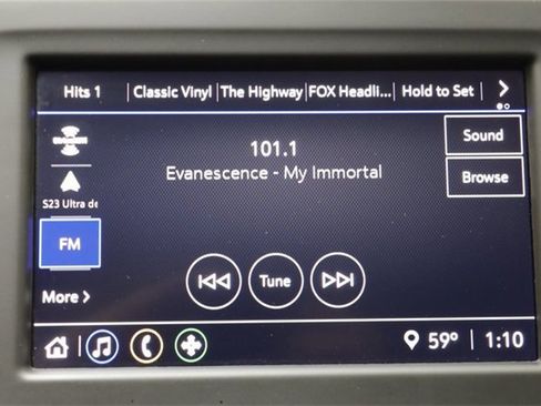 Used 2022 Chevrolet Equinox LT image 10