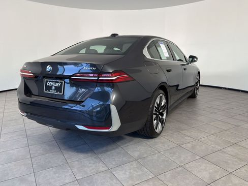 Certified 2026 BMW 540i xDrive AWD/4WD image 9
