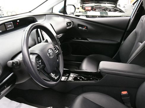 Certified 2022 Toyota Prius Prime XLE image 17
