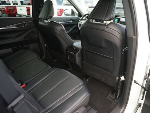 Used 2024 INFINITI QX60 Luxe FWD image 17