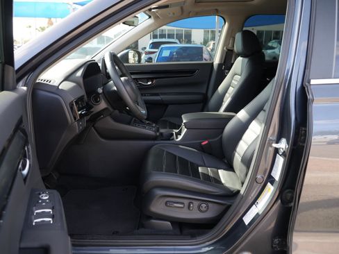 Used 2025 Honda CR-V EX-L image 16