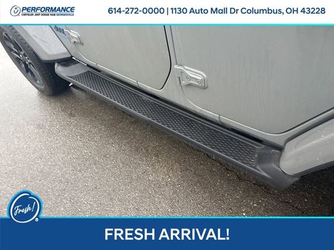 Used 2022 Jeep Wrangler Unlimited Sahara w/ Cold Weather Group image 12