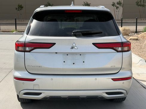 Used 2024 Mitsubishi Outlander SEL Black Edition FWD image 7