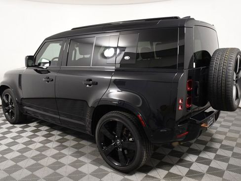 Used 2023 Land Rover Defender 110 X-Dynamic SE AWD/4WD image 3
