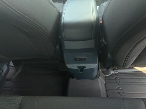Certified 2025 Ford Maverick XL FWD image 22