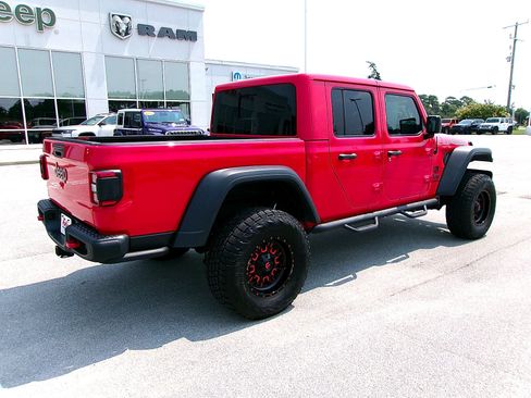 Used 2020 Jeep Gladiator Rubicon AWD/4WD image 4