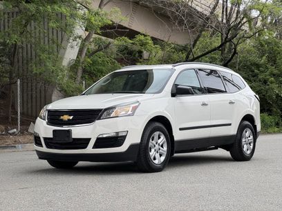 Used 2015 Chevrolet Traverse LS
