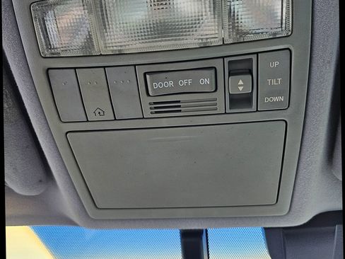 Used 2008 Toyota Camry XLE image 39