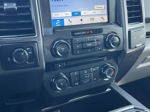 Used 2018 Ford F150 XLT w/ Equipment Group 302A Luxury image 16