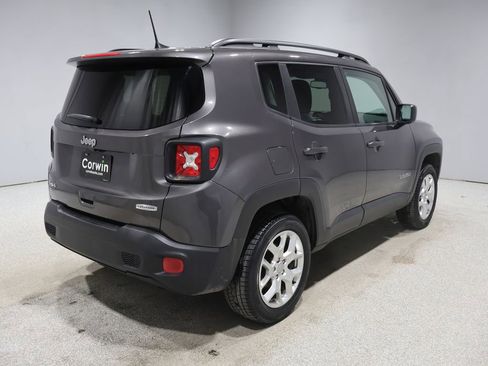 Certified 2018 Jeep Renegade Latitude w/ UConnect 8.4 Nav Group AWD/4WD image 2