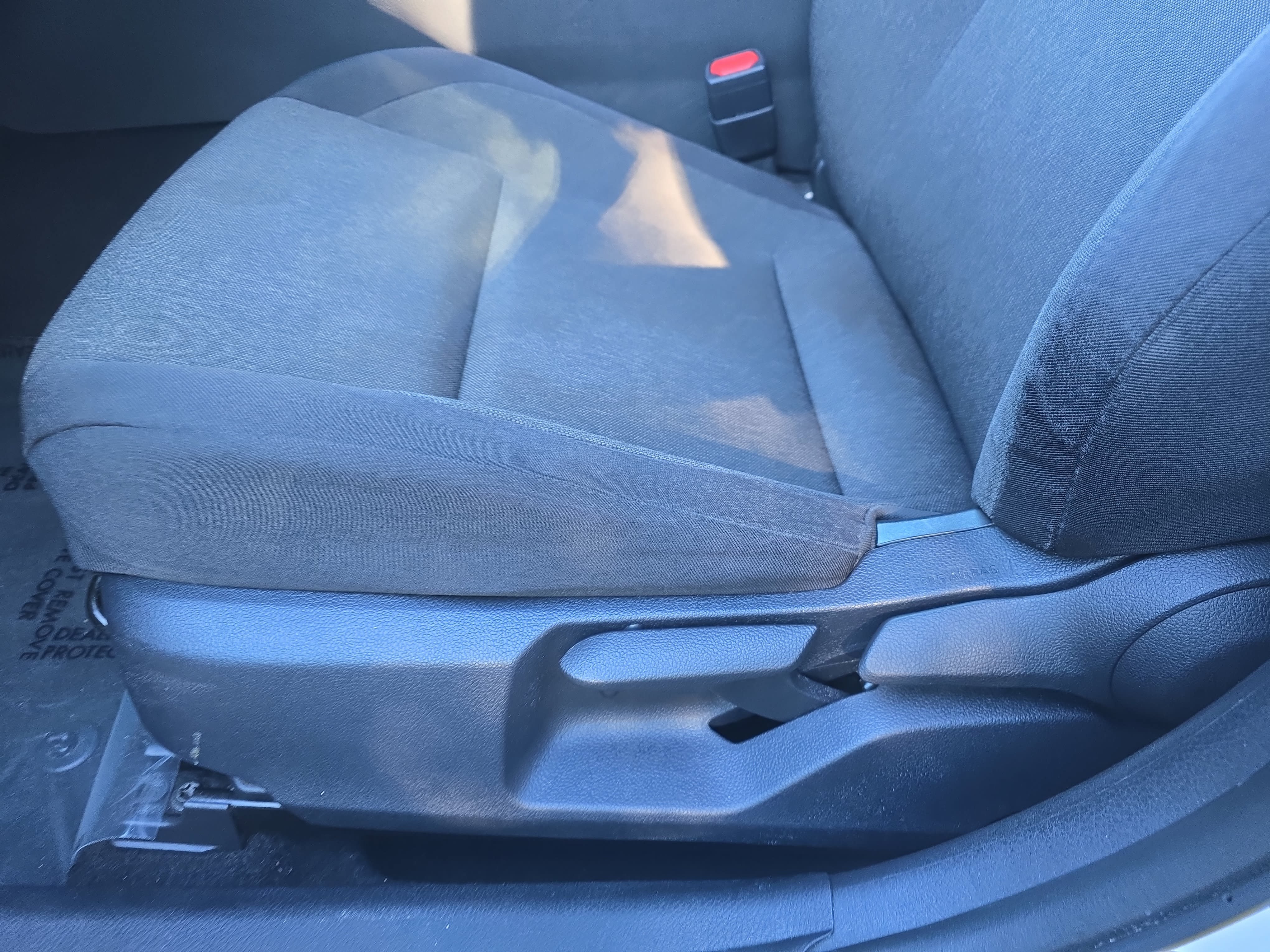 Used 2025 Toyota Camry LE FWD image 28