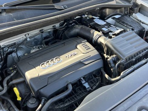 Used 2019 Audi Q3 2.0T Premium w/ Convenience Package image 35