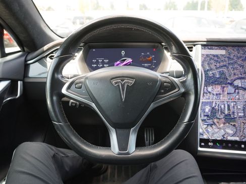 Used 2016 Tesla Model S P85D image 17