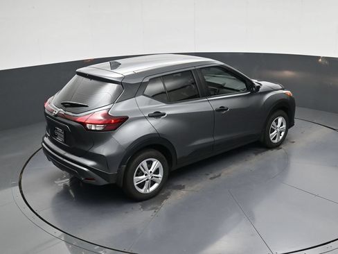 Certified 2025 Nissan Kicks Play S FWD image 33