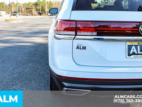 Used 2024 Volkswagen Atlas SE image 13