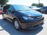 New 2025 Chrysler Voyager LX image 4