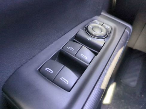 Used 2022 Chevrolet Silverado 1500 Custom RWD image 28