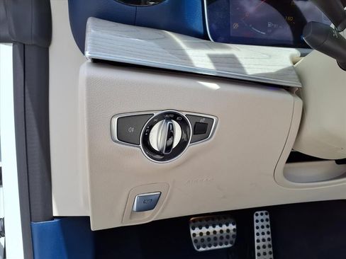 Used 2022 Mercedes-Benz E 450 Cabriolet w/ AMG Line image 19