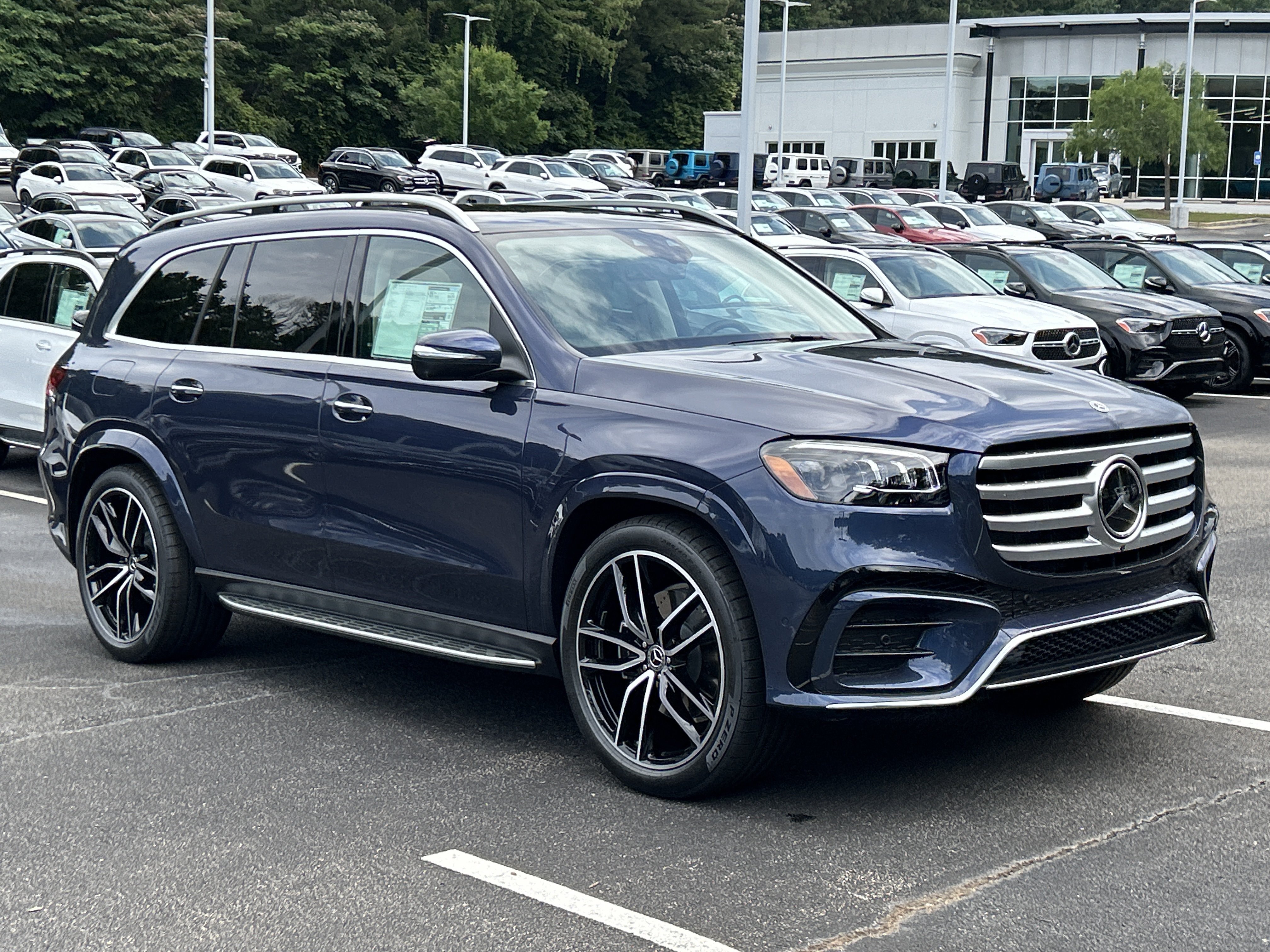 New 2026 Mercedes-Benz GLS 450 4MATIC image 4
