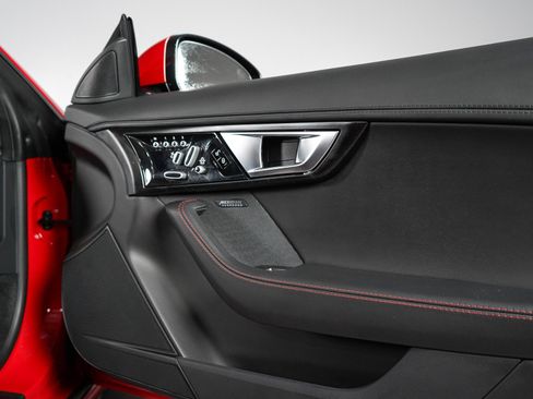 Used 2014 Jaguar F-TYPE S RWD image 52