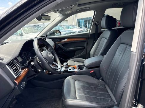 Used 2023 Audi Q5 2.0T Premium w/ Convenience Package AWD/4WD image 7