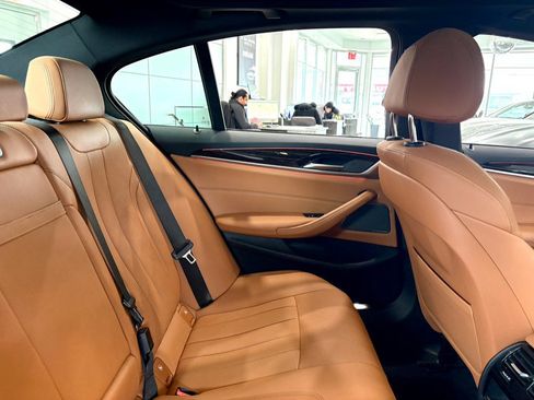 Used 2023 BMW 530i xDrive 530i xDrive Sedan w/ M Sport Package image 20