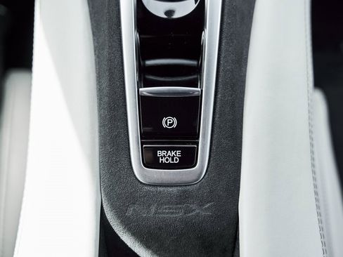 Used 2017 Acura NSX image 59