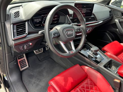 Used 2023 Audi SQ5 Prestige w/ Prestige Package AWD/4WD image 16