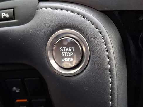 Certified 2020 Lexus LX 570 4WD w/ 3rd Row & Luxury Pkg image 24