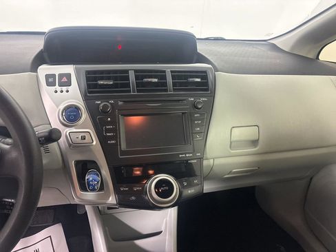 Used 2012 Toyota Prius V Two image 16