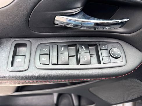 Used 2015 Dodge Grand Caravan R/T w/ Driver Convenience Group image 15