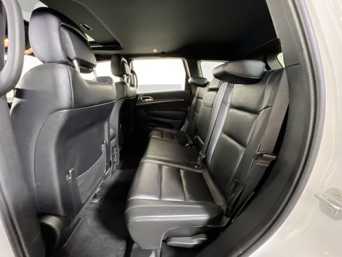 Used 2022 Jeep Grand Cherokee Limited image 25