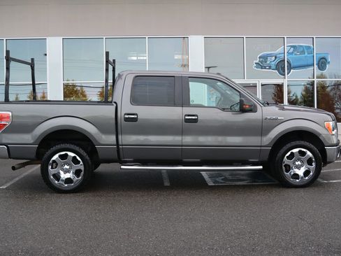 Used 2010 Ford F150 XLT image 8