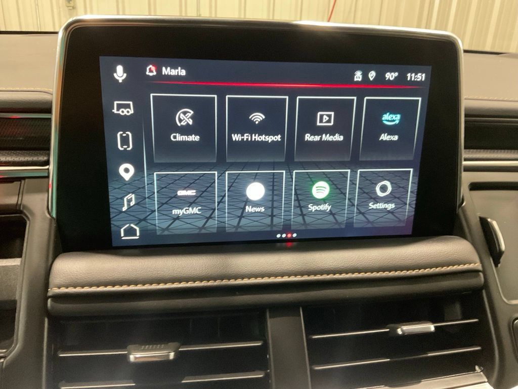 Used 2023 GMC Yukon AT4 w/ LPO, Floor Liner Package AWD/4WD image 23