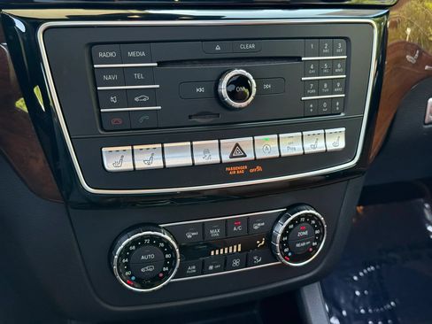 Used 2017 Mercedes-Benz GLS 550 4MATIC w/ Driver Assistance Package image 25